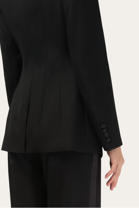 Жакет-смокинг с брюками