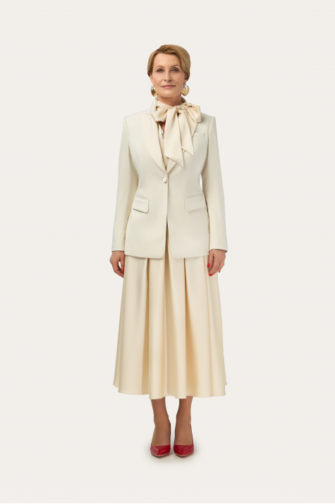 Жакет-смокинг с платьем