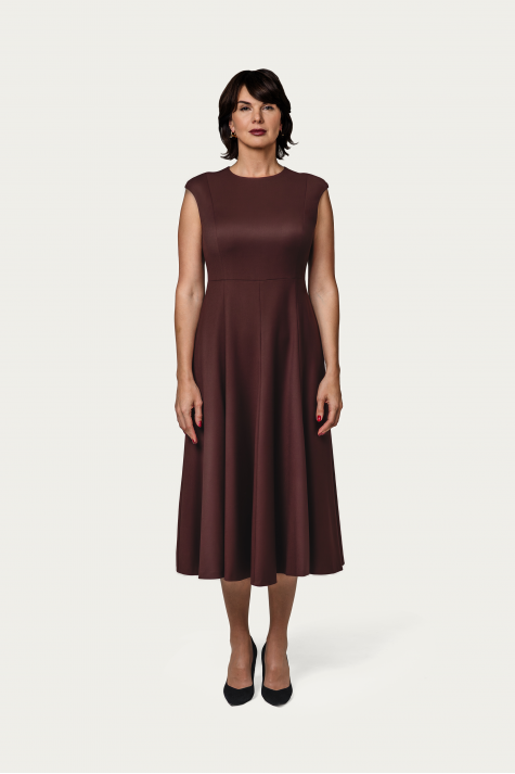 Платье-шестиклинка