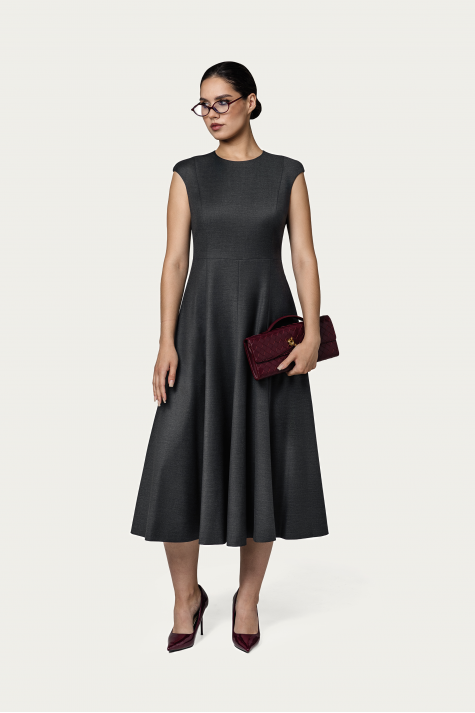 Платье-шестиклинка