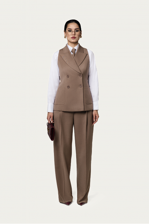 Жилет двубортный