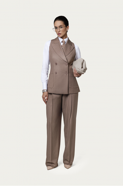 Жилет двубортный