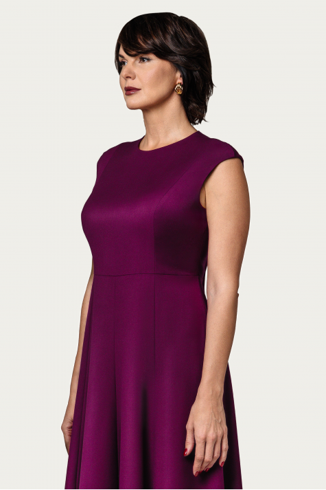 Платье-шестиклинка