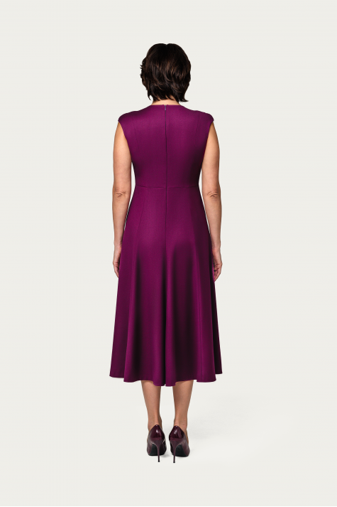 Платье-шестиклинка