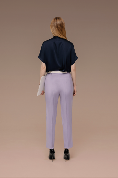 Блуза с зауженными брюками