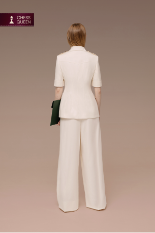 Жакет Сафари с коротким рукавом и английским воротником Жакет Сафари с коротким рукавом и английским воротником