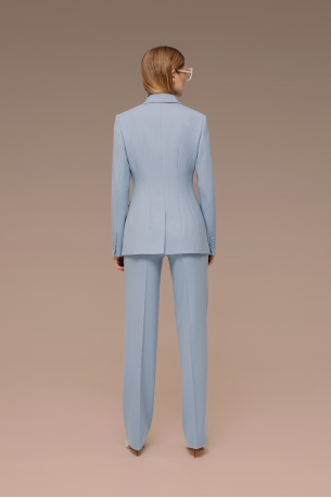 Однобортный жакет с прямими брюками Однобортный жакет с прямими брюками