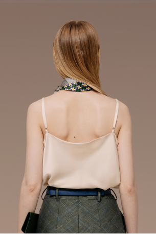 Топ на бретелях Топ на бретелях