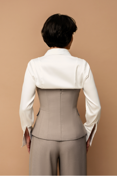 Жилет-корсет цвета шамуа