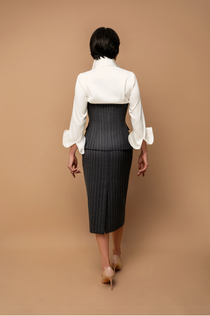 Жилет-корсет с юбкой